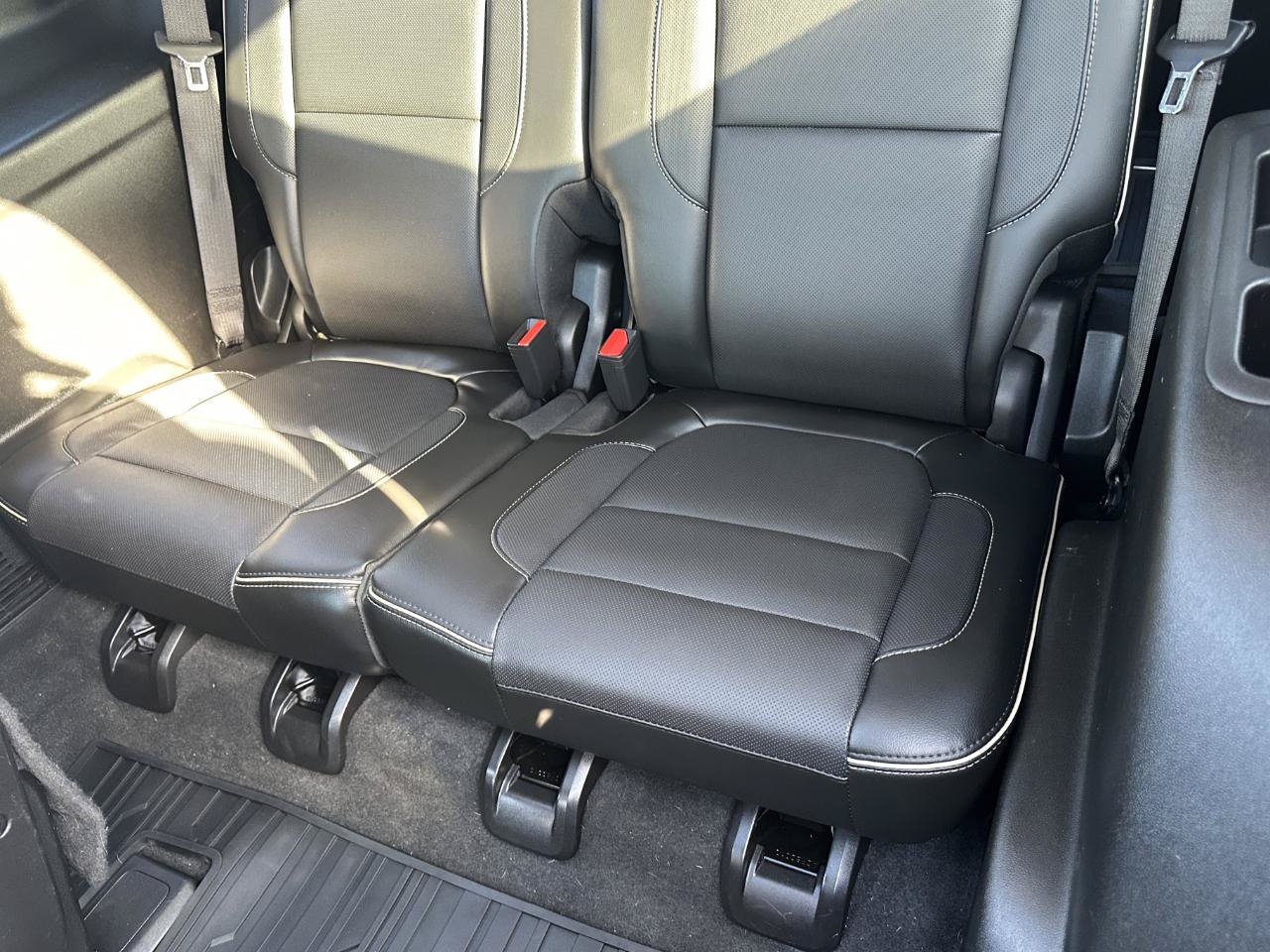 Used 2018 GMC Acadia Denali w/ Technology Package AWD/4WD image 35