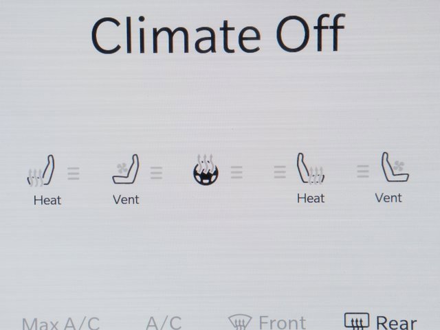 Used 2025 RAM 3500 Limited image 5