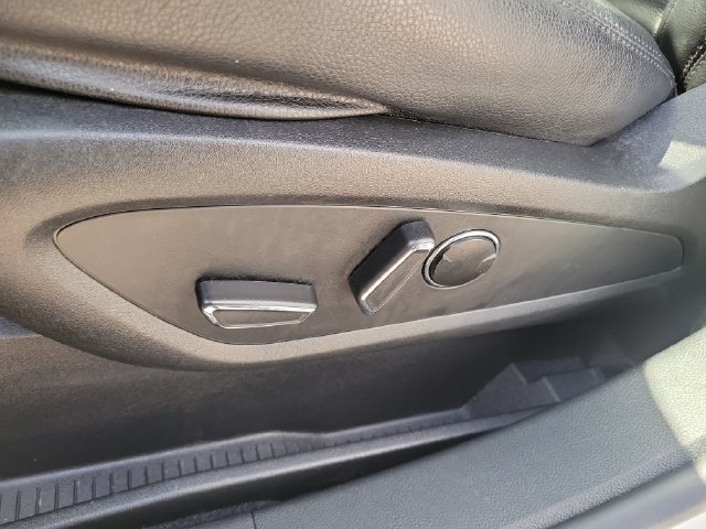 Certified 2023 Lincoln Nautilus AWD image 12