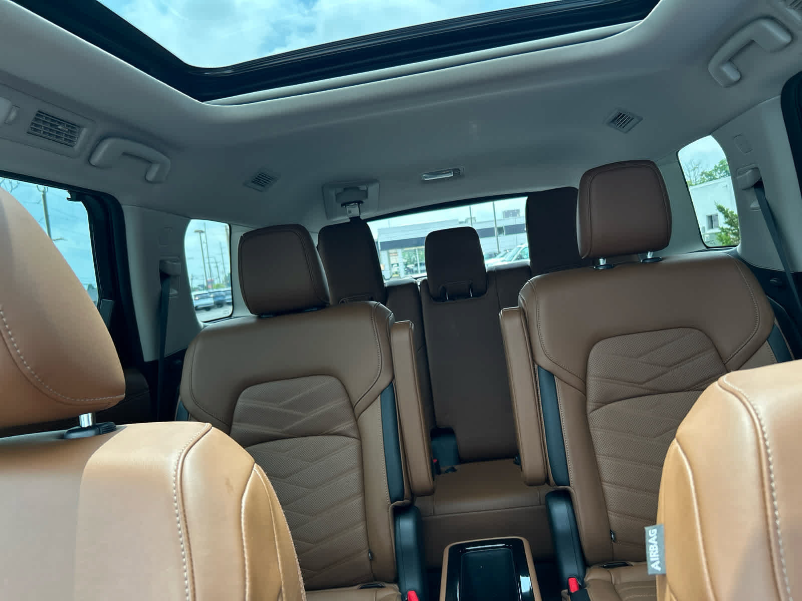 Certified 2025 Nissan Pathfinder Platinum AWD/4WD image 16