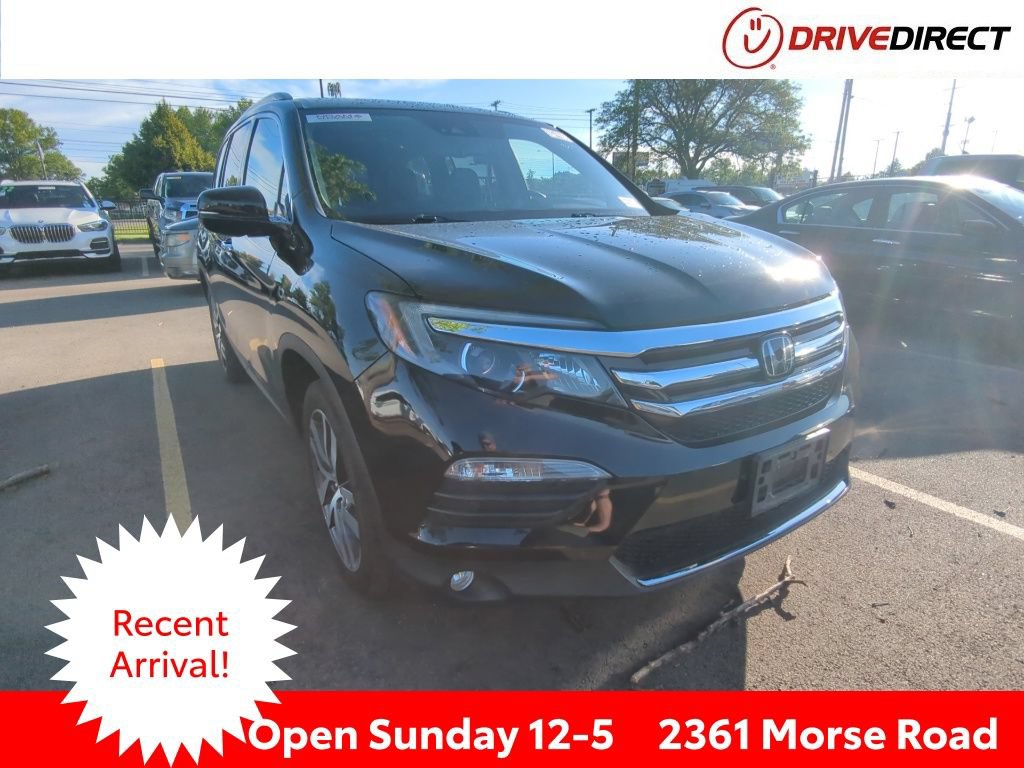 Used 2017 Honda Pilot Elite image 1