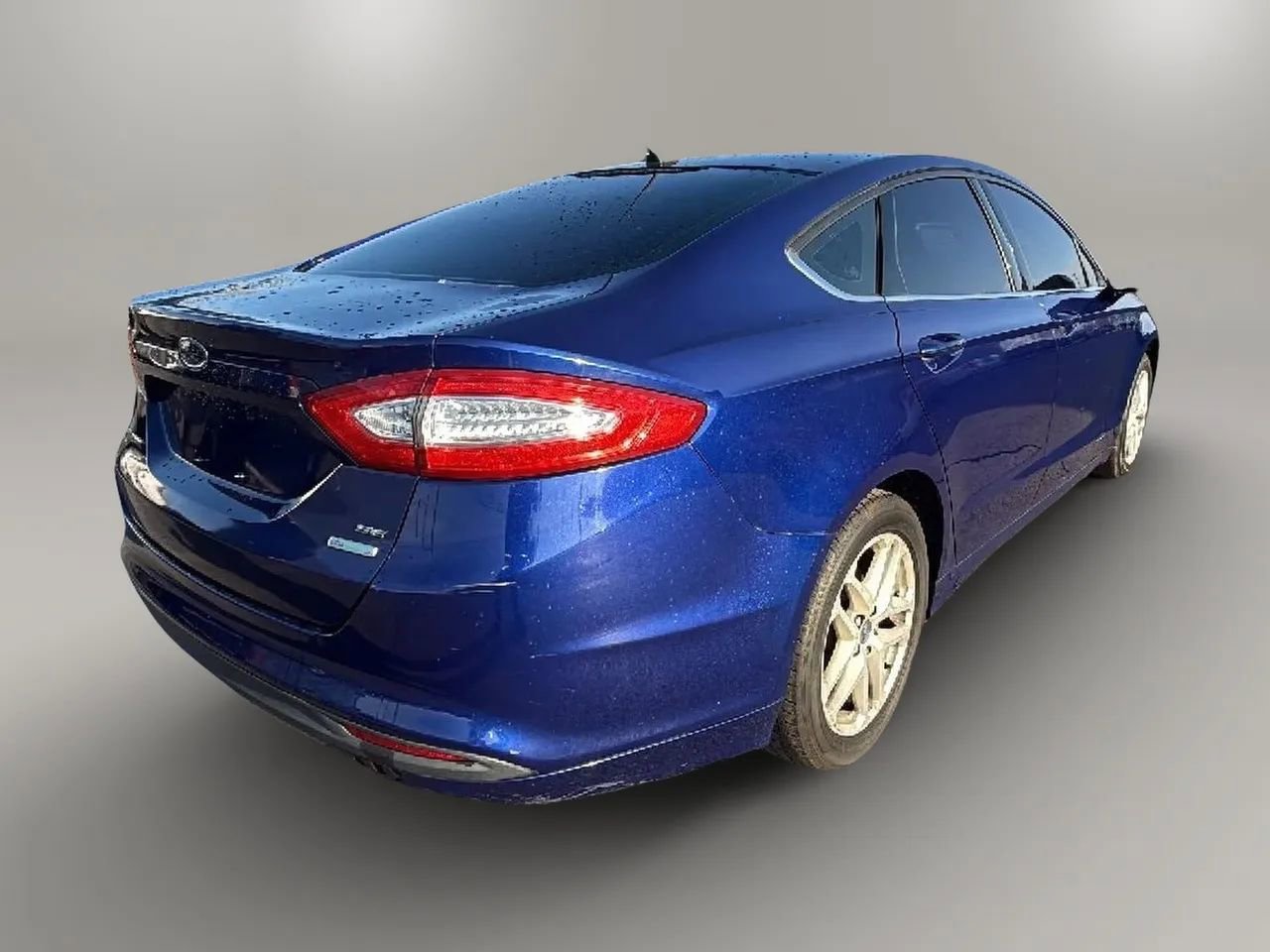 Used 2015 Ford Fusion SE image 5