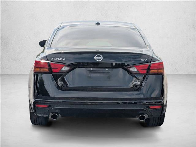Used 2024 Nissan Altima 2.5 SV w/ SV Premium Package AWD/4WD image 5