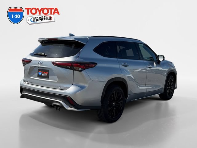 Certified 2025 Toyota Highlander XSE AWD/4WD image 5