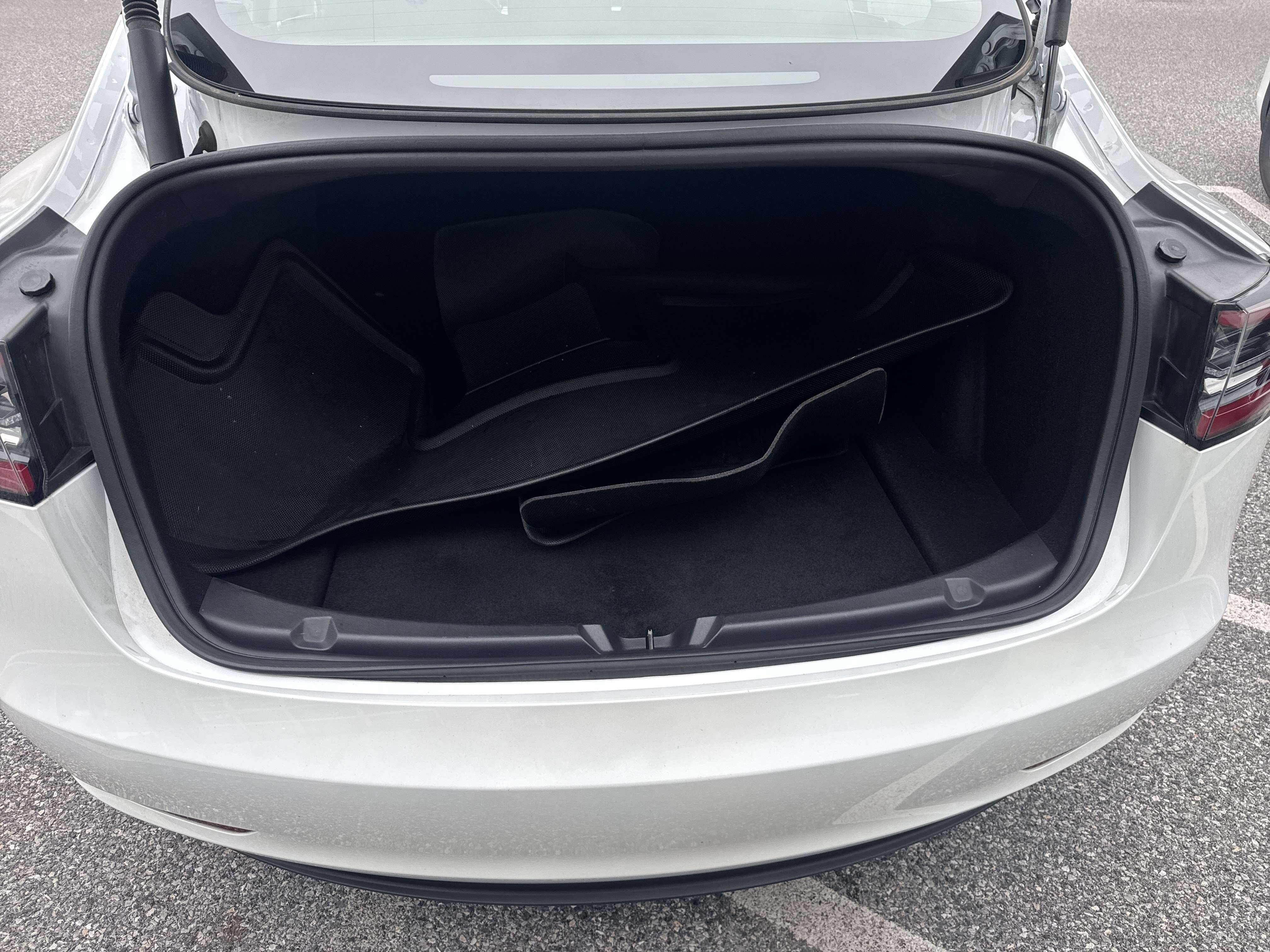 Used 2023 Tesla Model 3 Standard Range RWD image 27