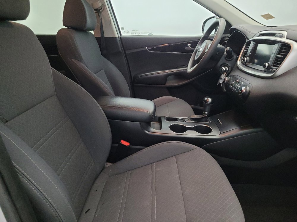 Used 2018 Kia Sorento LX image 21