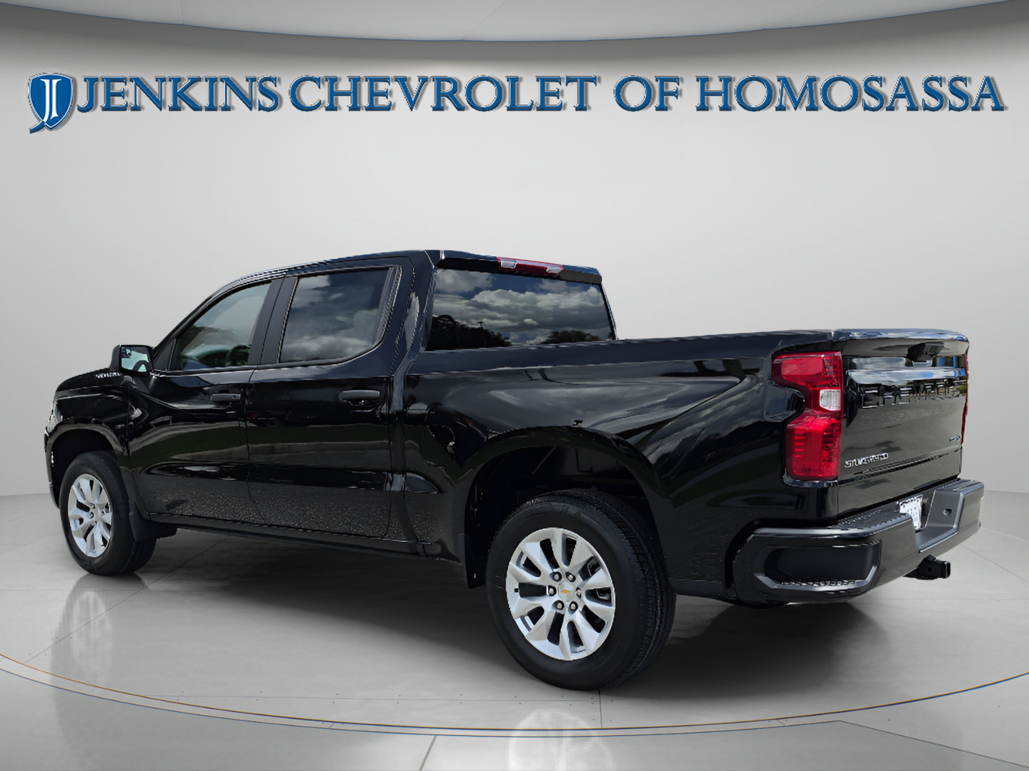 New 2026 Chevrolet Silverado 1500 Custom RWD image 8
