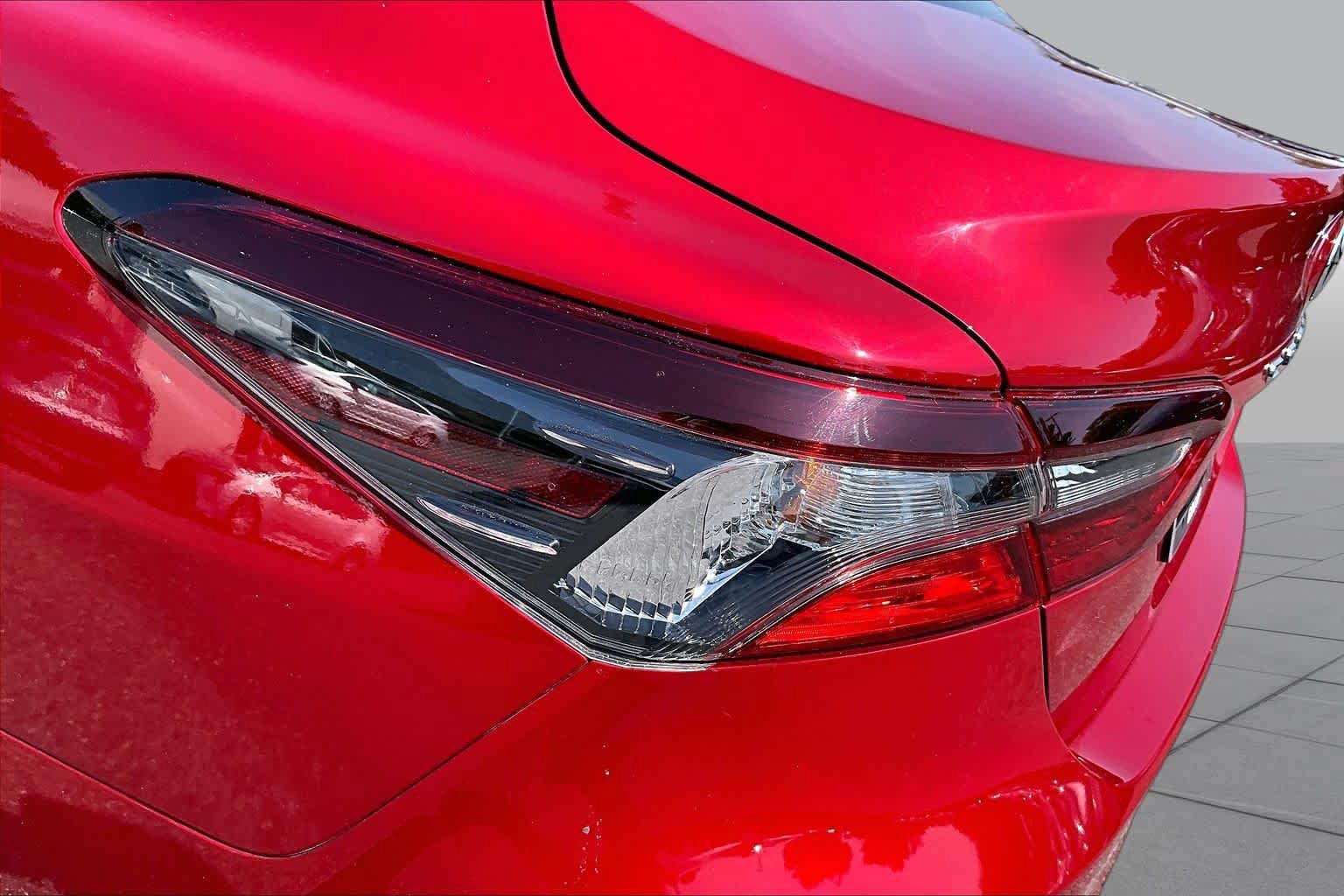 Used 2023 Toyota Camry LE w/ Convenience Package FWD image 28
