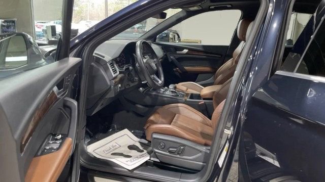 Used 2020 Audi Q5 Prestige image 9