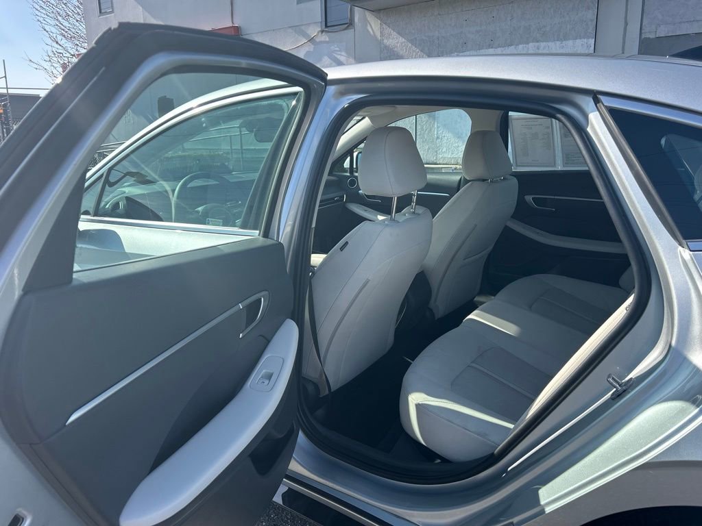 Used 2025 Hyundai Sonata SEL image 11