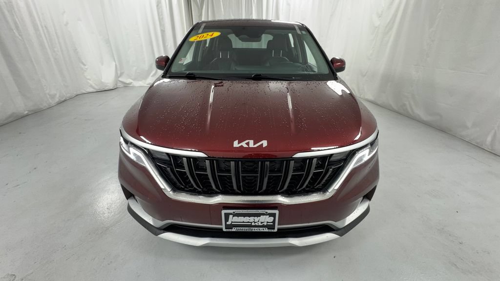 Used 2024 Kia Carnival LX FWD image 8