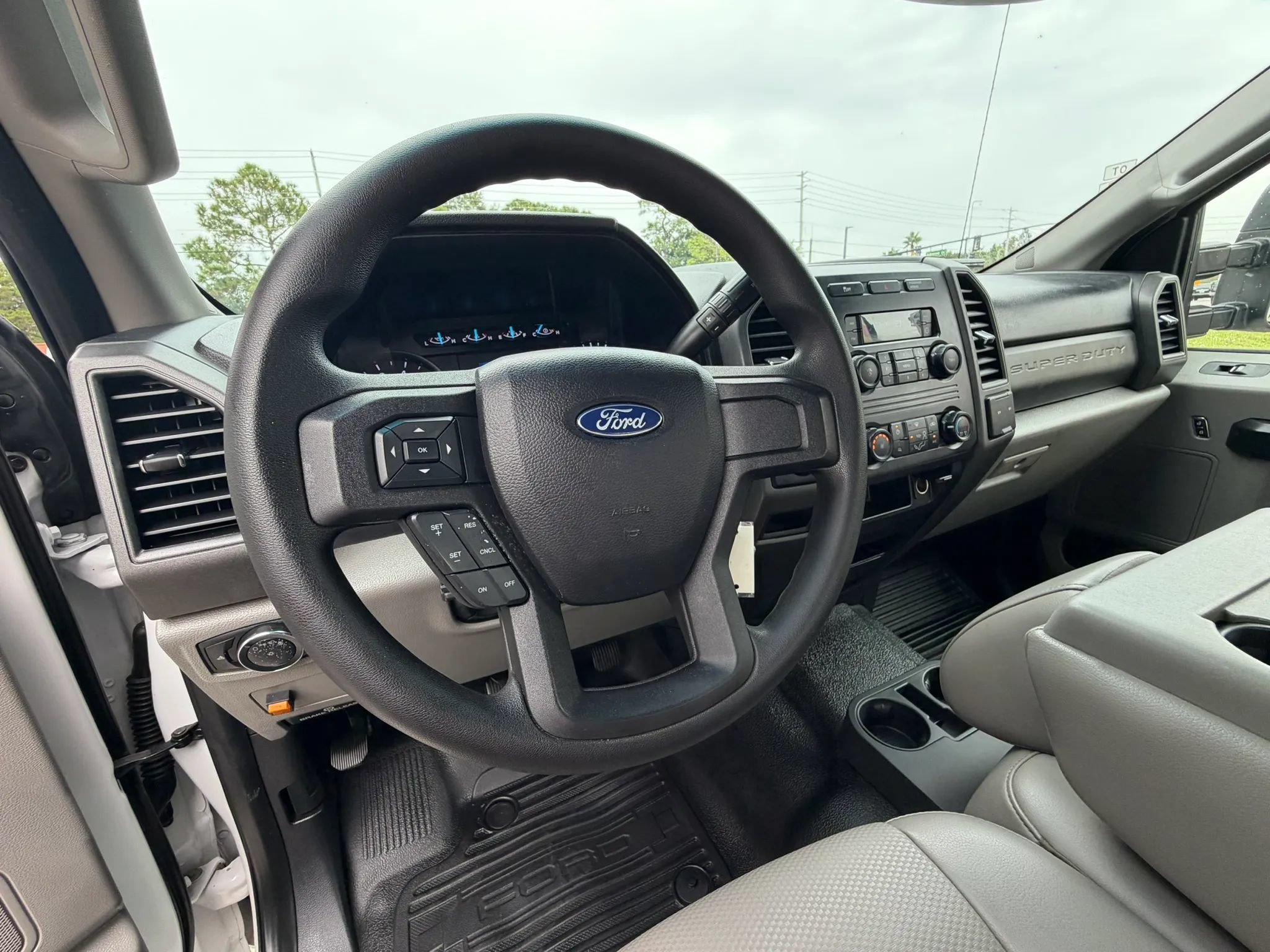 Used 2019 Ford F250 XL w/ Power Equipment Group AWD/4WD image 10