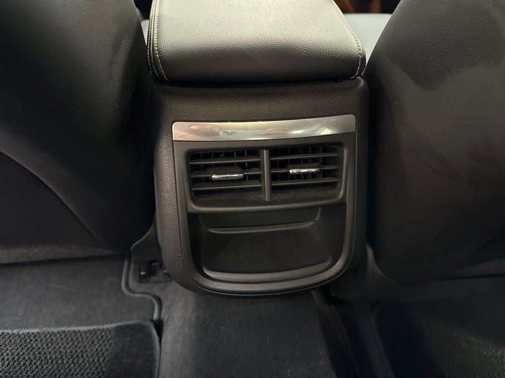 Used 2015 Chevrolet Impala LT w/ Convenience Package image 15