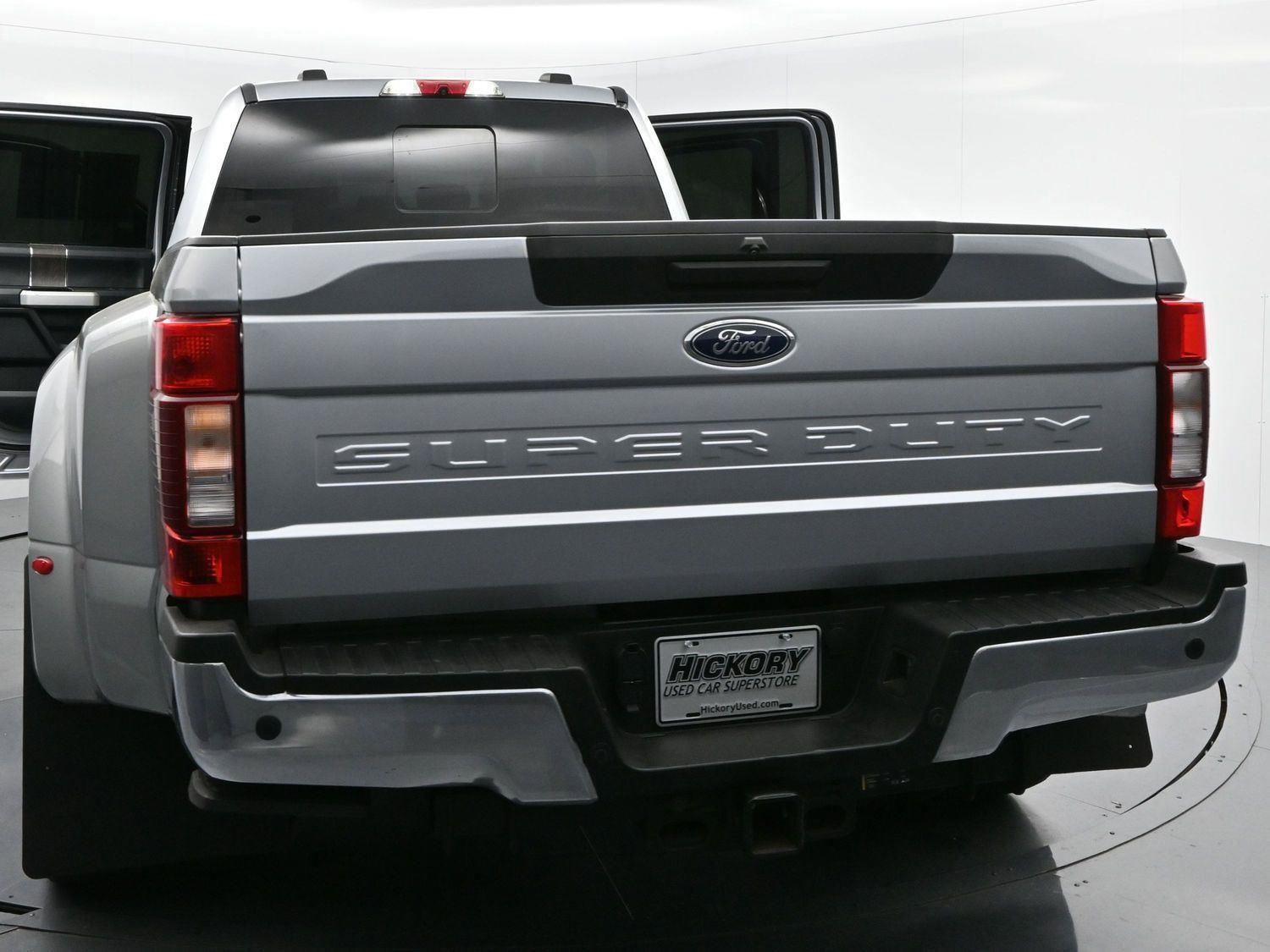 Used 2020 Ford F350 Lariat w/ Lariat Value Package image 45