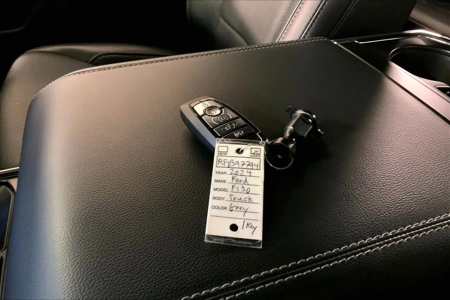 Used 2024 Ford F150 Lariat AWD/4WD image 14