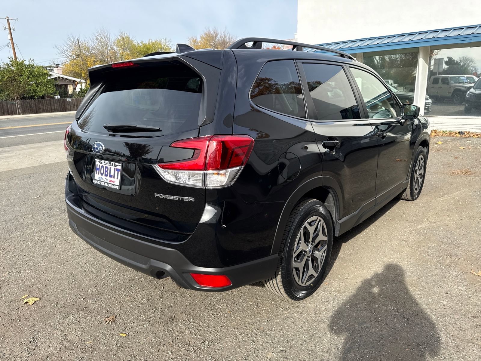 Used 2023 Subaru Forester Premium image 5