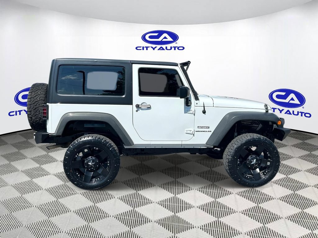 Used 2016 Jeep Wrangler Sport AWD/4WD image 2