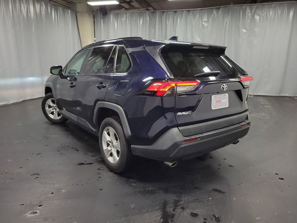 Used 2020 Toyota RAV4 XLE image 6