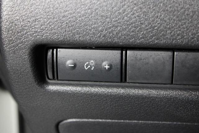 Certified 2021 Nissan Rogue S image 24