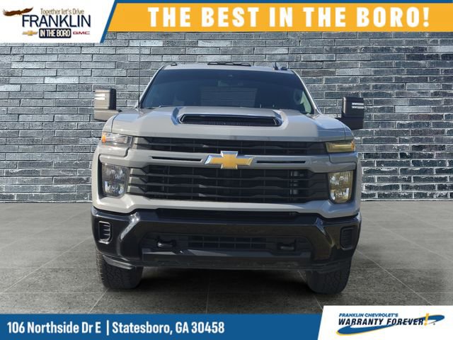 Used 2024 Chevrolet Silverado 2500 Custom w/ Custom Value Package image 8