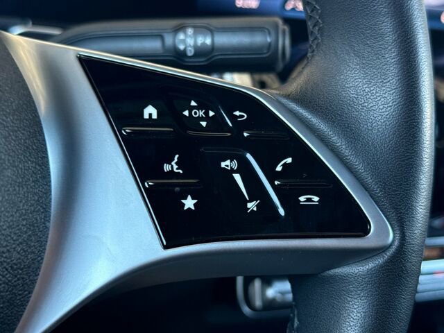 Used 2025 Mercedes-Benz GLB 250 4MATIC image 28