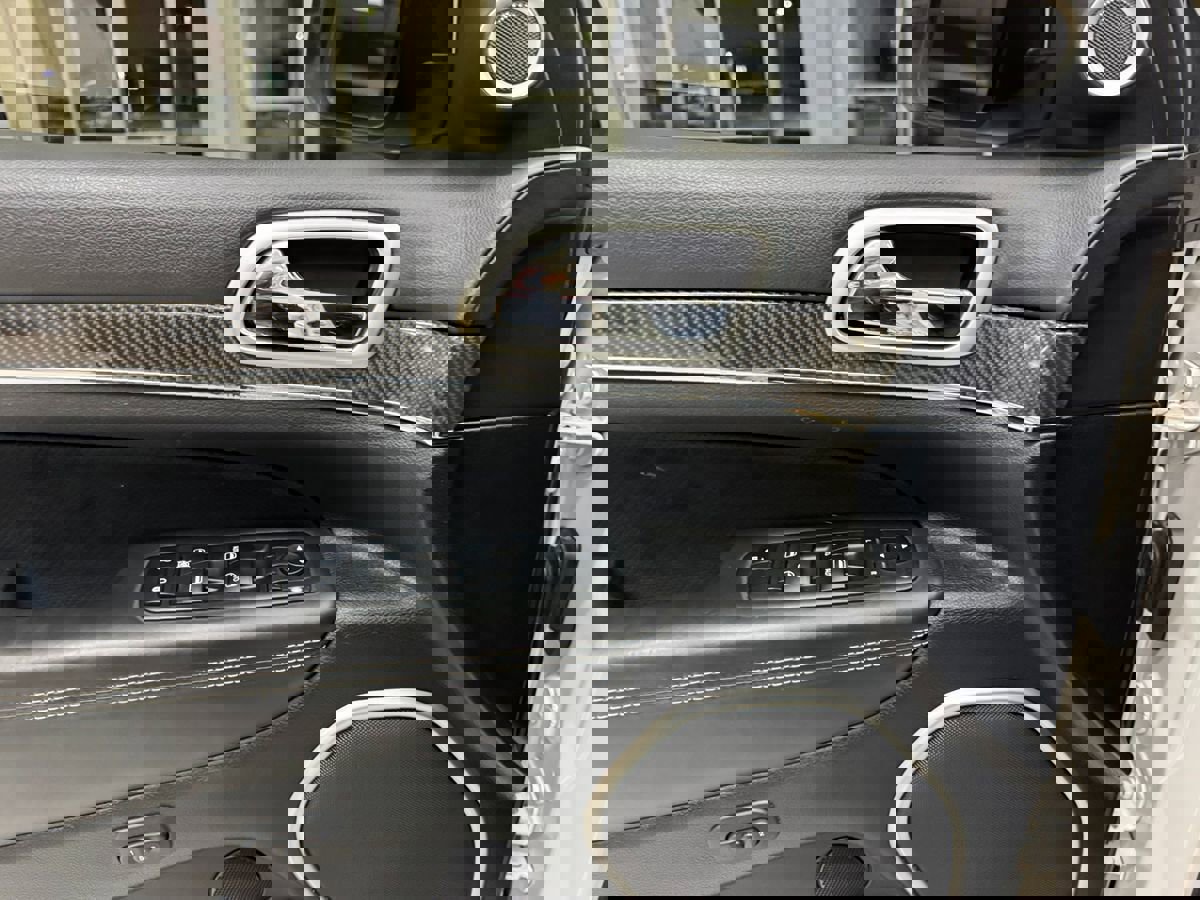 Used 2014 Jeep Grand Cherokee SRT8 image 11