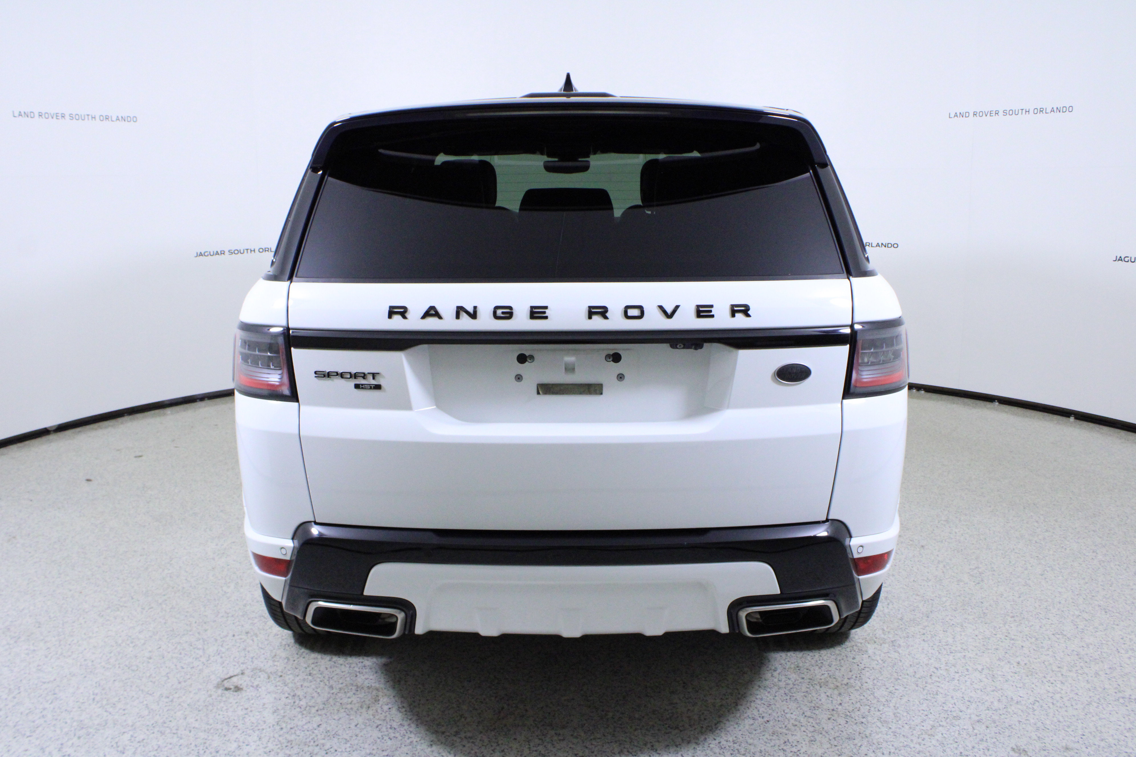 Used 2020 Land Rover Range Rover Sport HST image 6
