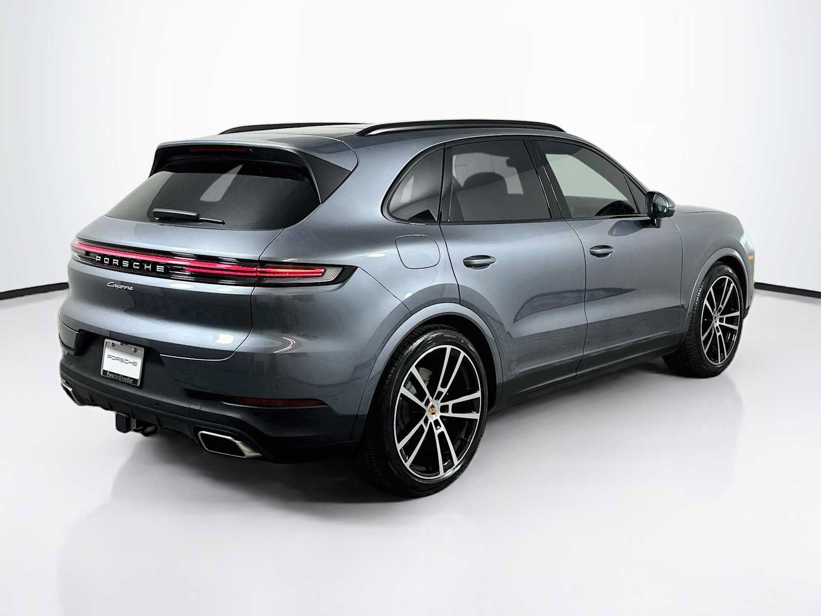 New 2026 Porsche Cayenne AWD/4WD image 9