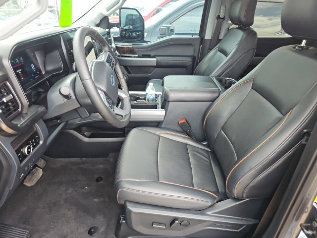 Used 2025 Ford F450 Lariat w/ Lariat Ultimate Package AWD/4WD image 14