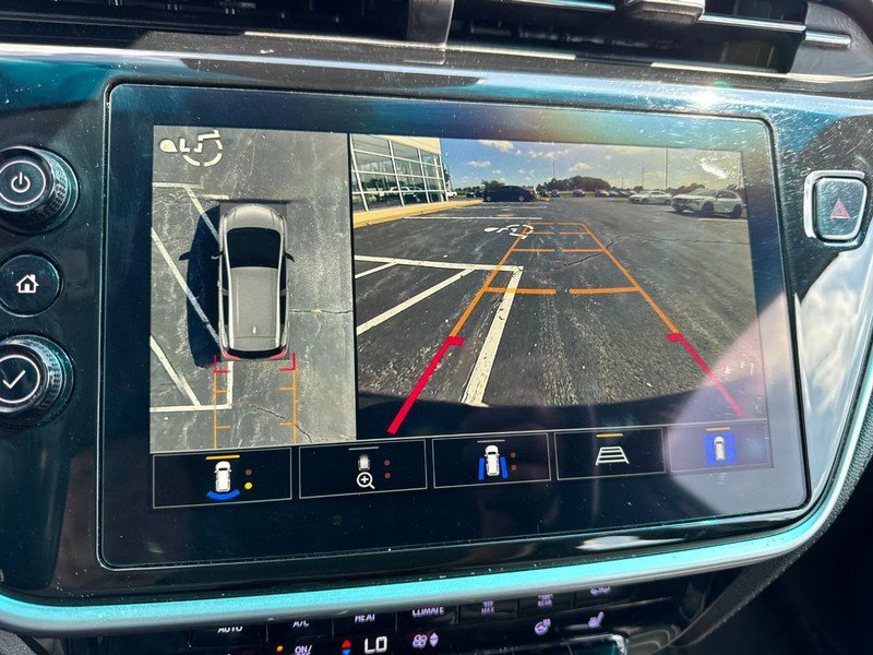 Used 2023 Chevrolet Bolt LT FWD image 20
