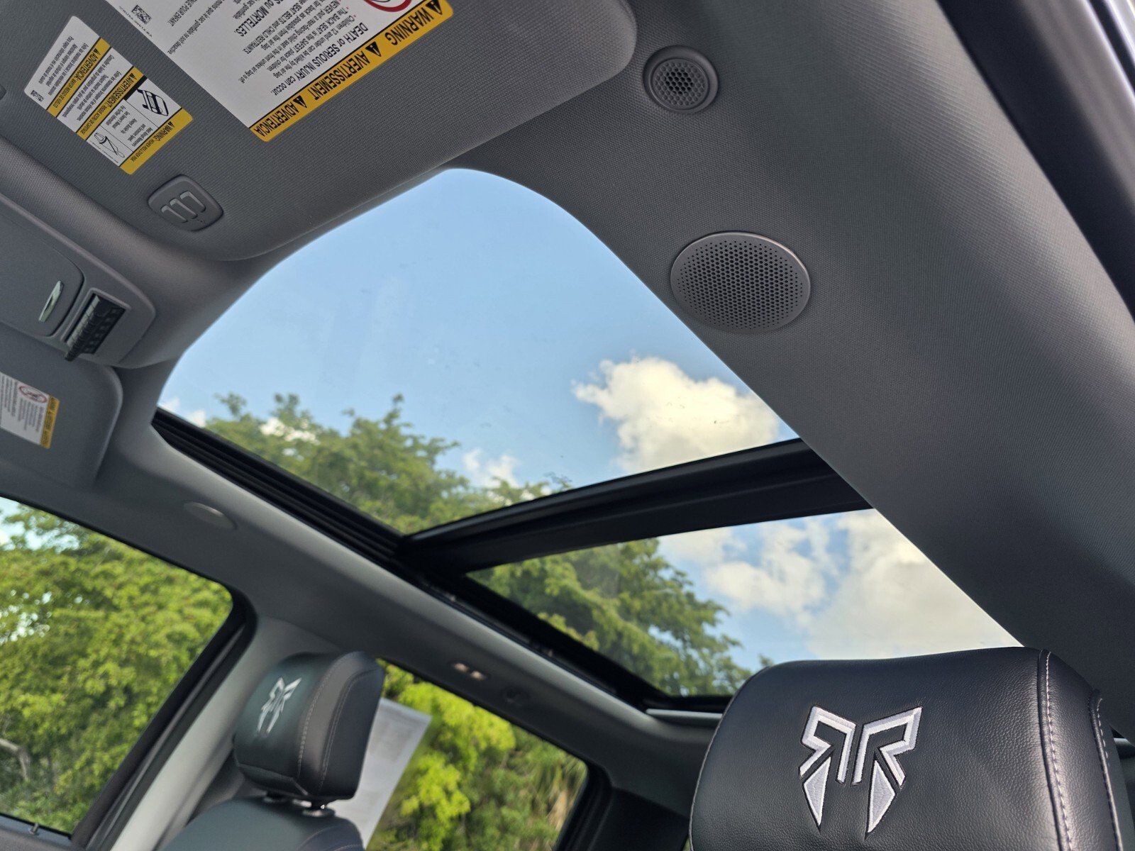 Used 2024 Ford F250 Lariat w/ Lariat Ultimate Package image 13