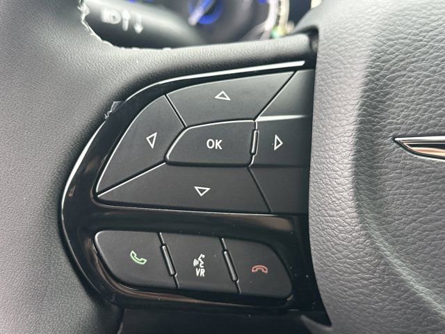 New 2026 Chrysler Pacifica Limited image 24