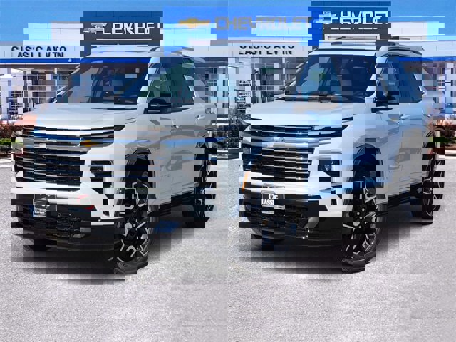 New 2026 Chevrolet Traverse High Country w/ LPO, Floor Liner Package image 1