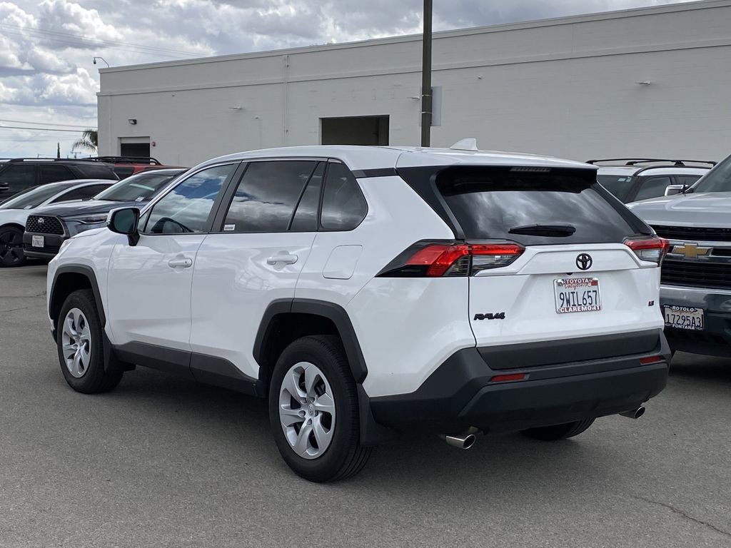 Certified 2025 Toyota RAV4 LE FWD image 4