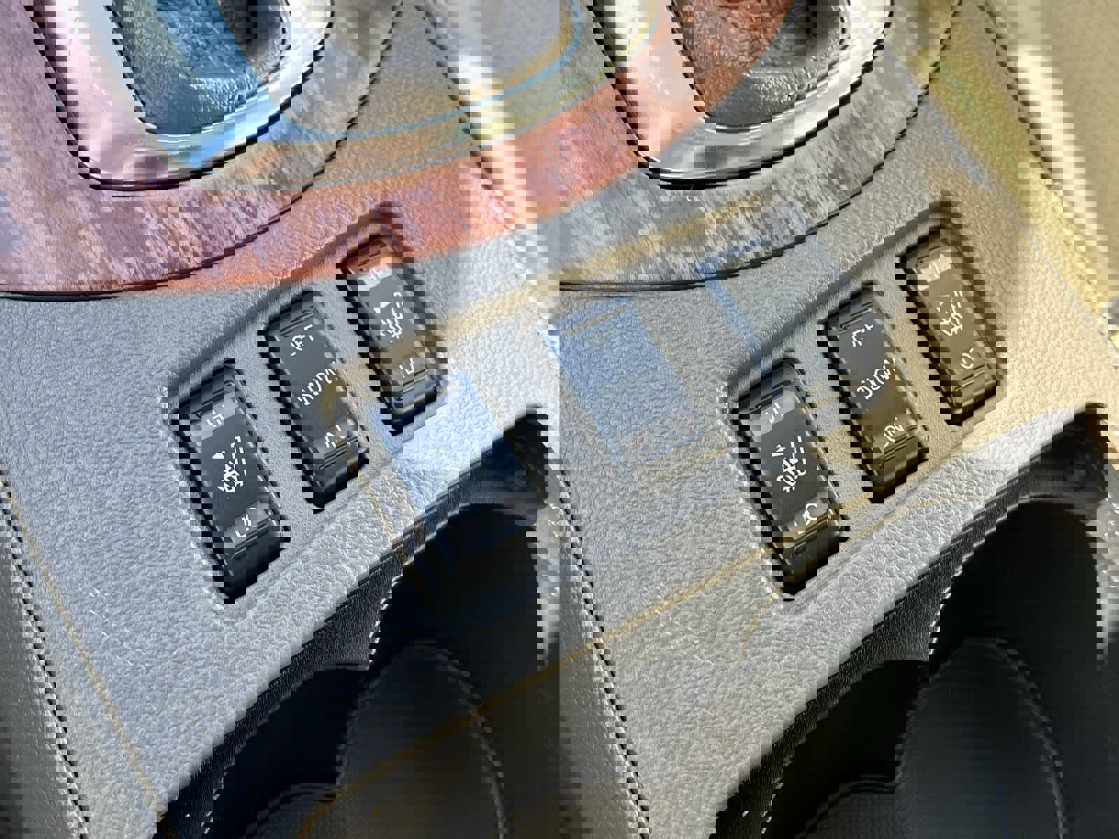 Used 2008 INFINITI G35 x Sedan w/ Premium Pkg image 27