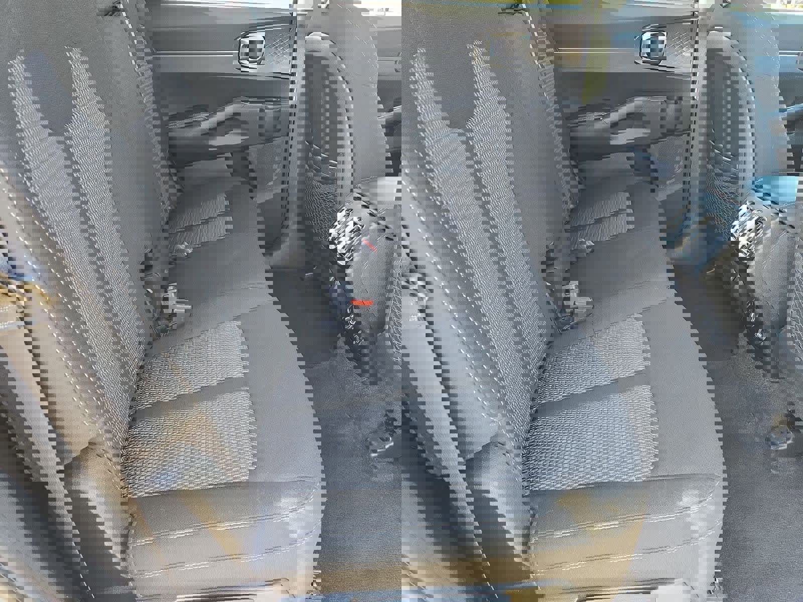 Used 2023 Kia Sorento LX image 19