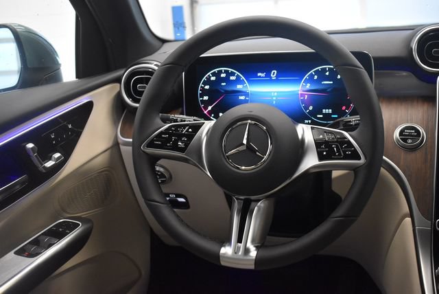 New 2027 Mercedes-Benz GLC 300 4MATIC image 25