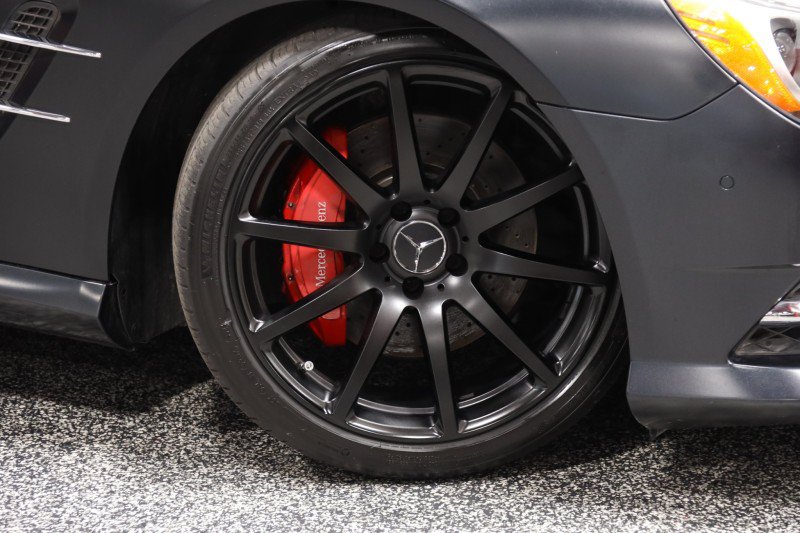 Used 2016 Mercedes-Benz SL 550 w/ Mille Miglia Edition image 4