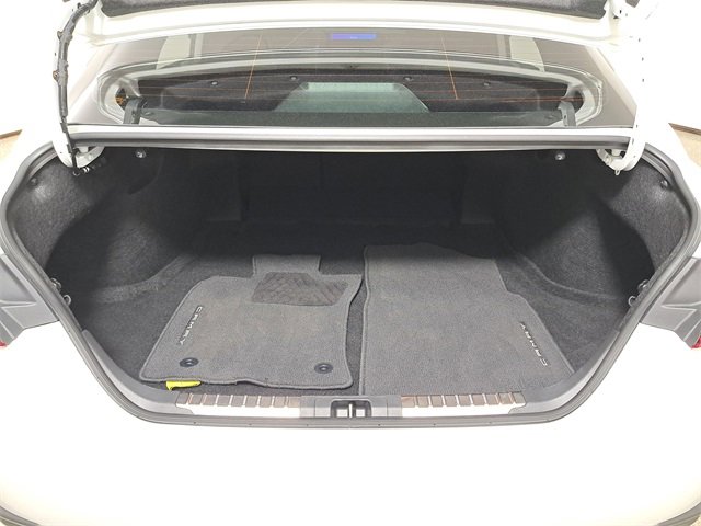 Used 2025 Toyota Camry SE image 10