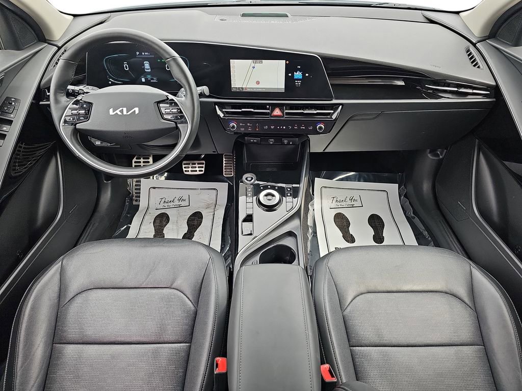 Used 2023 Kia Niro SX Touring FWD image 12