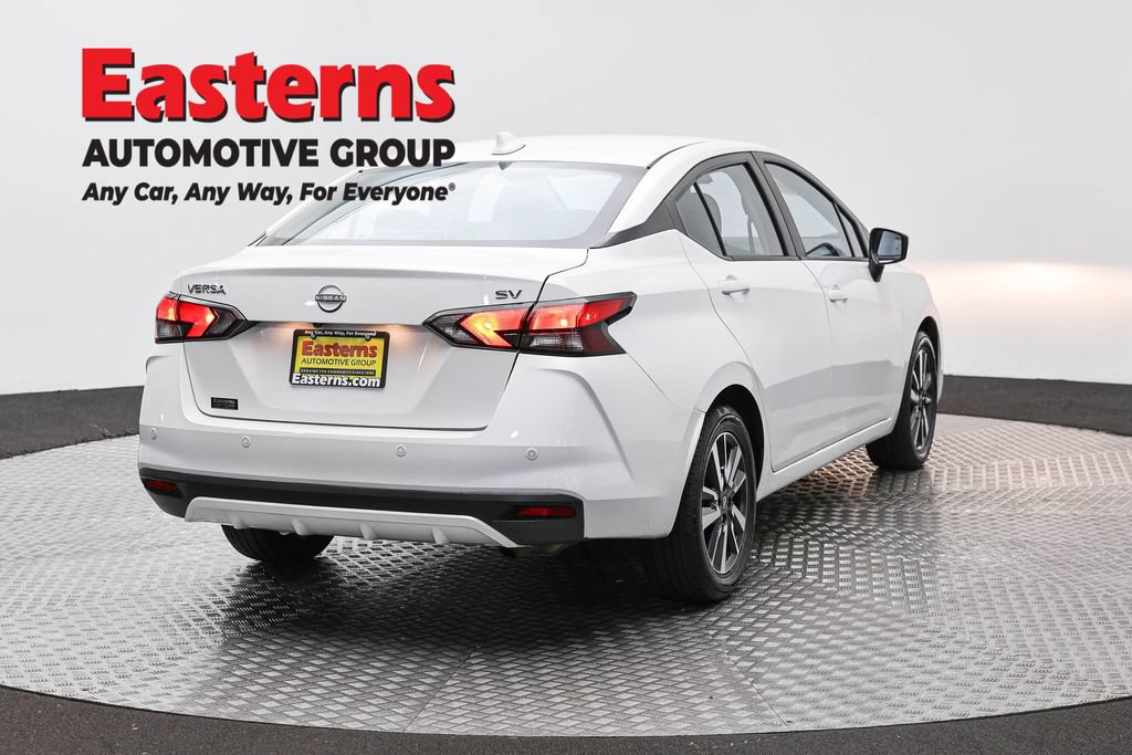 Used 2024 Nissan Versa SV FWD image 7