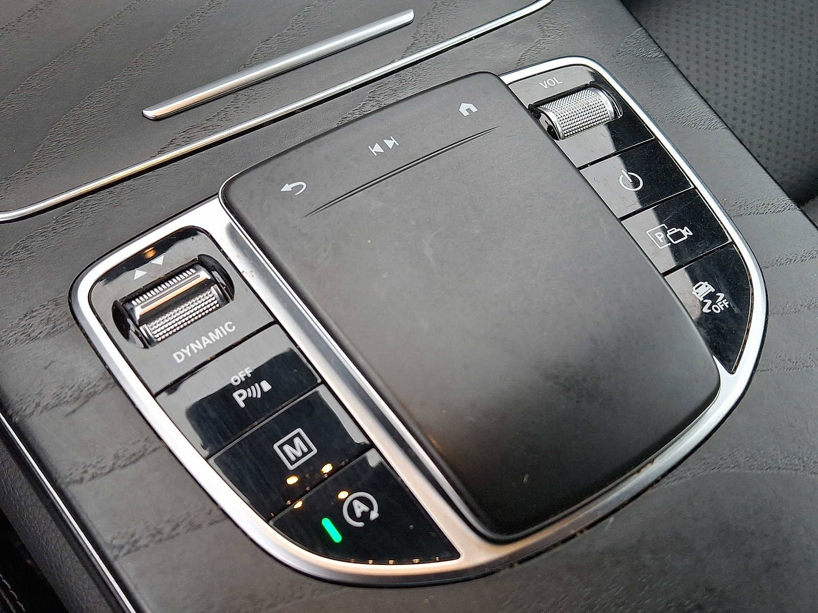 Used 2021 Mercedes-Benz GLC 300 4MATIC image 26