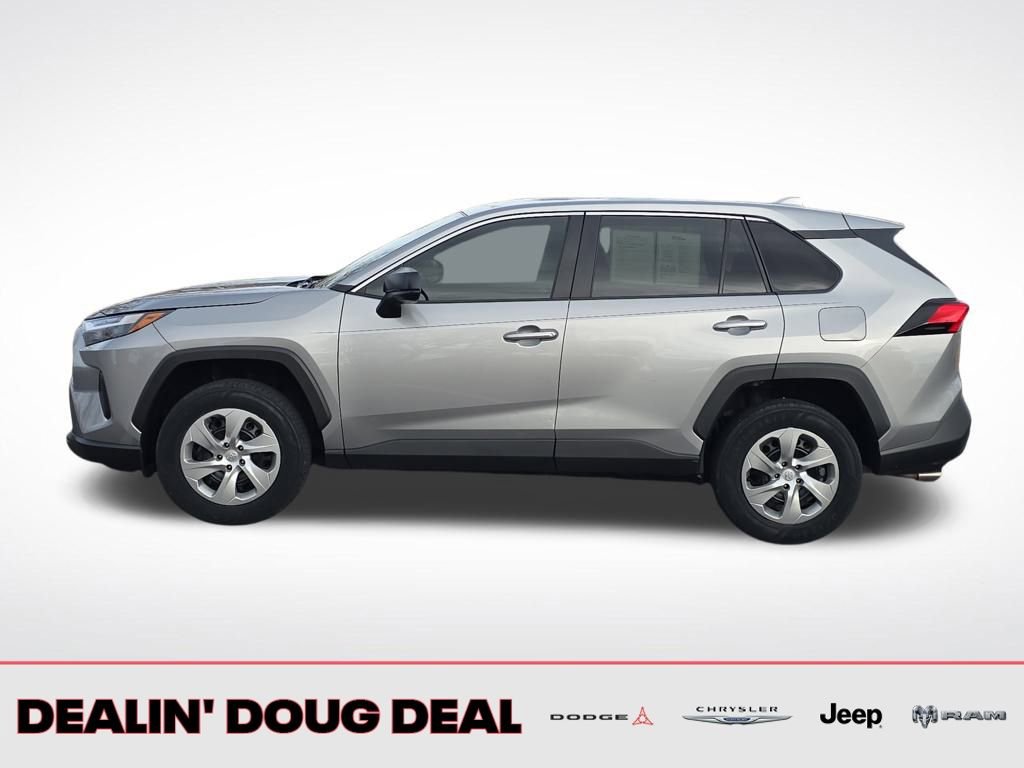 Used 2023 Toyota RAV4 LE image 2