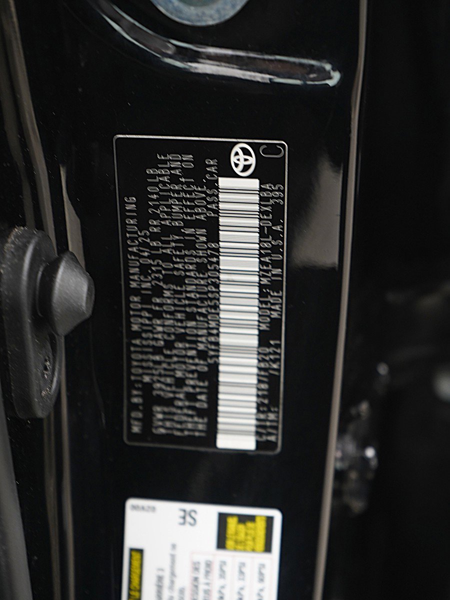Used 2025 Toyota Corolla LE FWD image 24