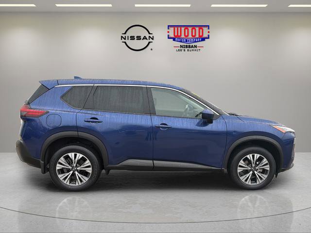 Used 2023 Nissan Rogue SV AWD/4WD image 2