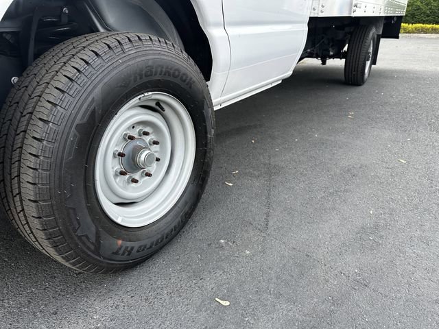 Used 2024 Ford E-350 and Econoline 350 Super Duty w/ Power Windows & Locks Group RWD image 12
