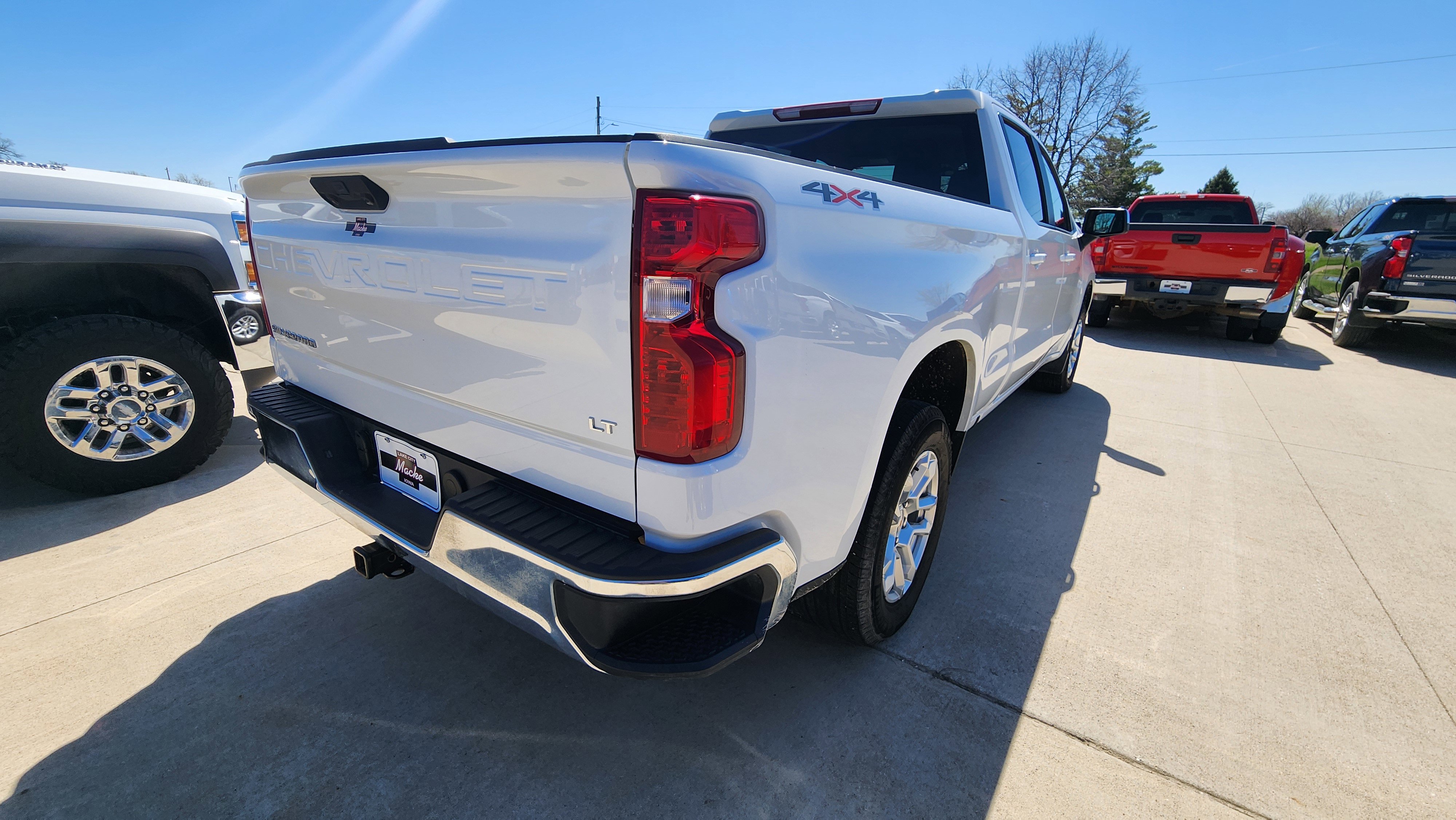 Used 2025 Chevrolet Silverado 1500 LT w/ Protection Package image 5