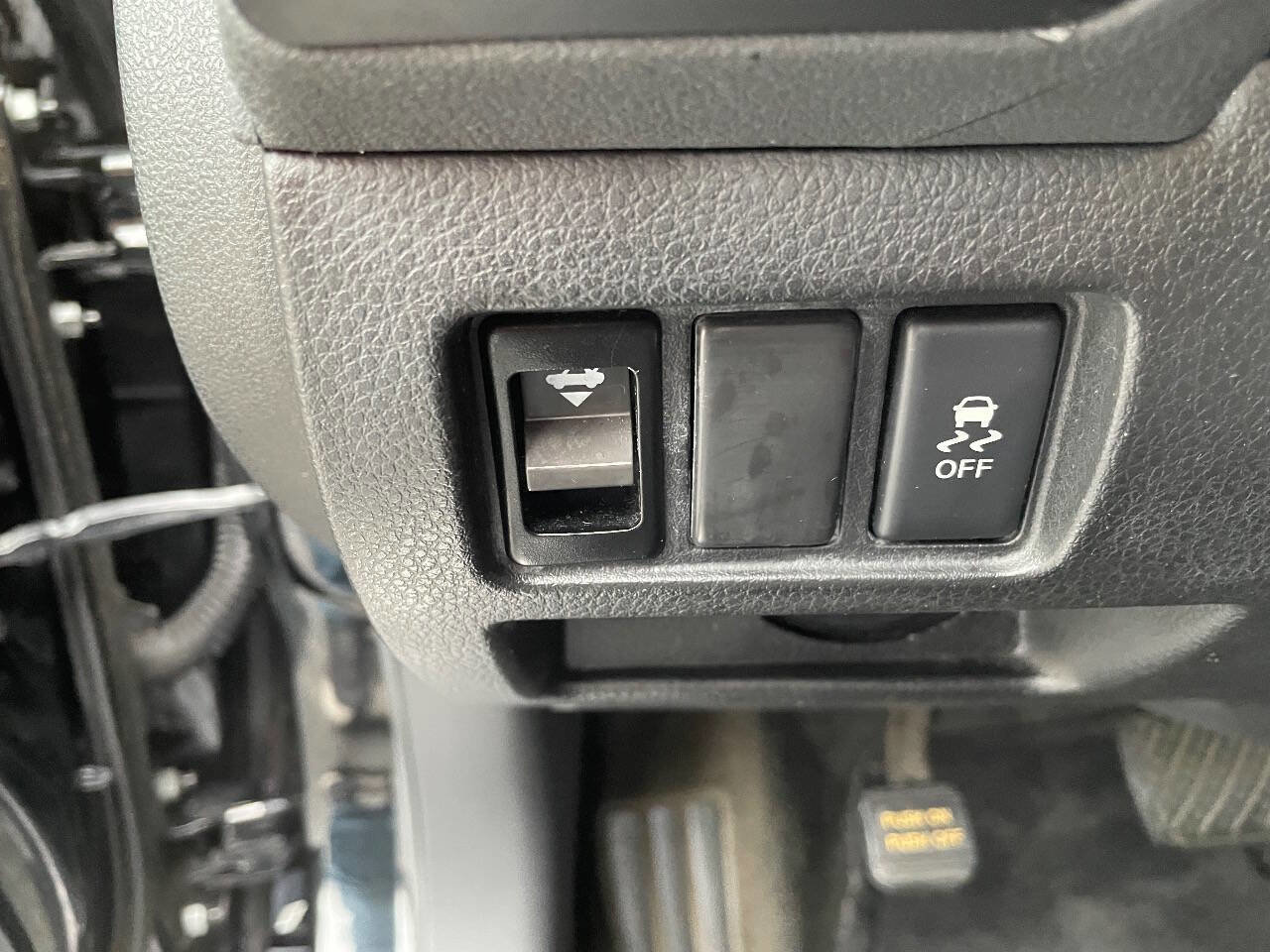 Used 2011 Nissan Altima 2.5 S image 32