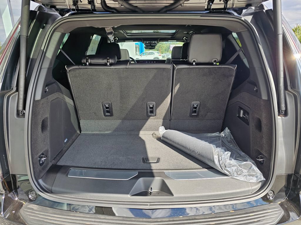 New 2026 Cadillac Escalade Sport AWD/4WD image 14