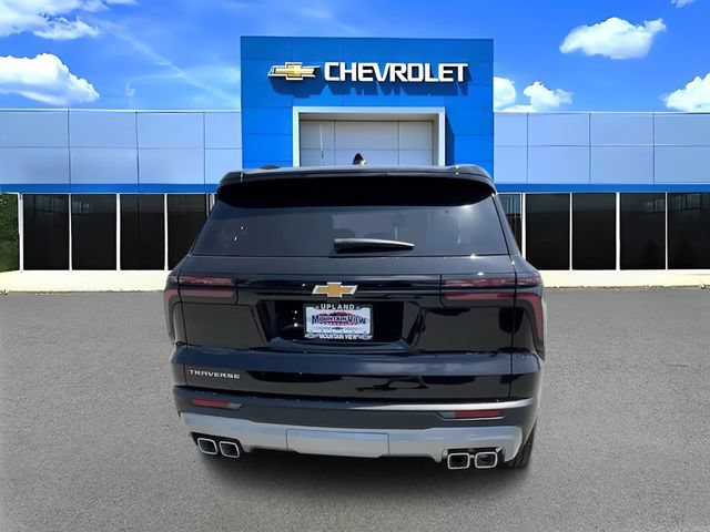 New 2026 Chevrolet Traverse LT w/ LPO, Floor Liner Package FWD image 5